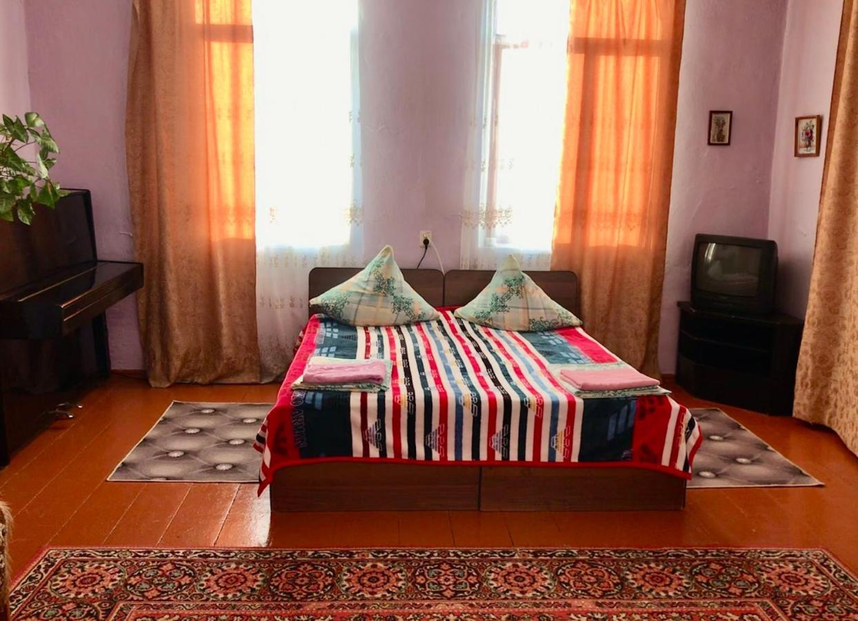 Guest House Anna 苏呼米 外观 照片