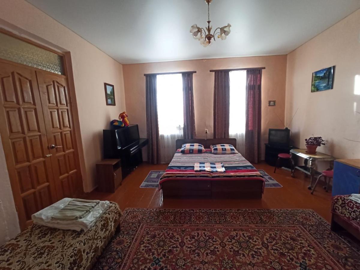 Guest House Anna 苏呼米 外观 照片
