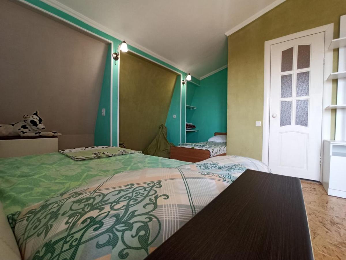 Guest House Anna 苏呼米 外观 照片