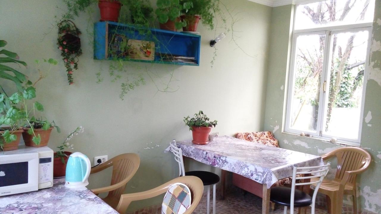 Guest House Anna 苏呼米 外观 照片
