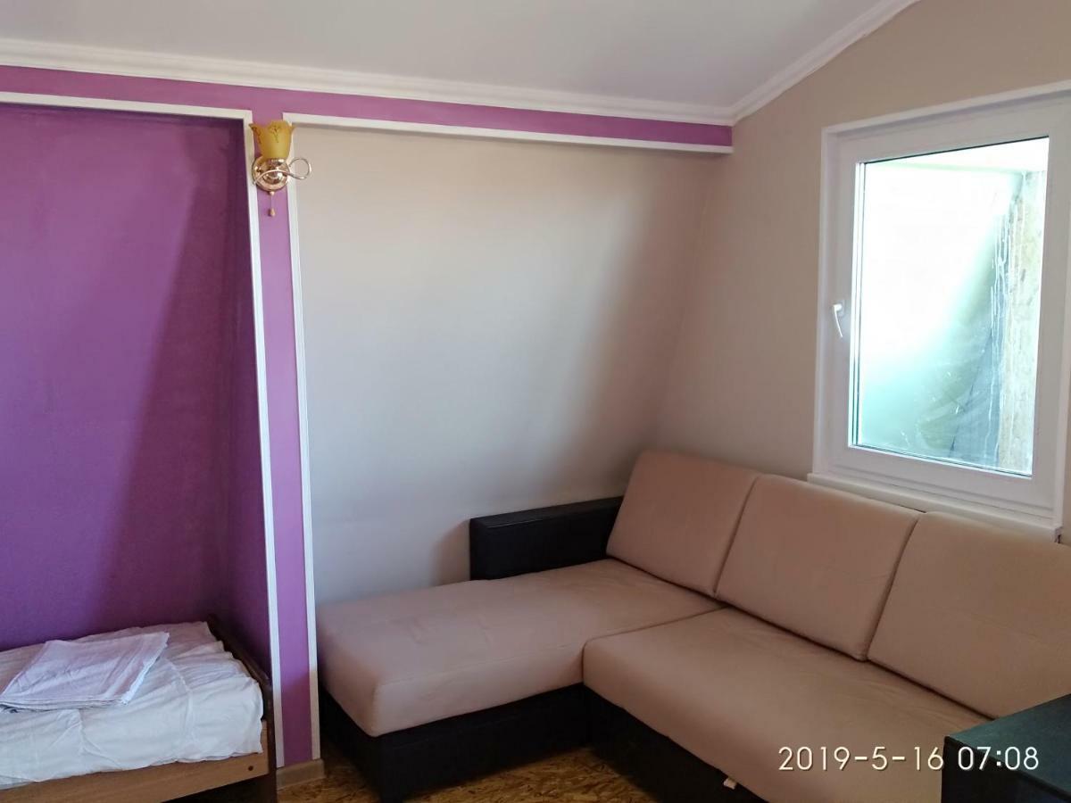 Guest House Anna 苏呼米 外观 照片